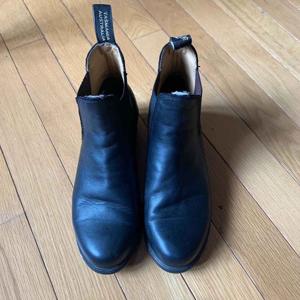 COPY - Blundstone Heeled Boots 9.5